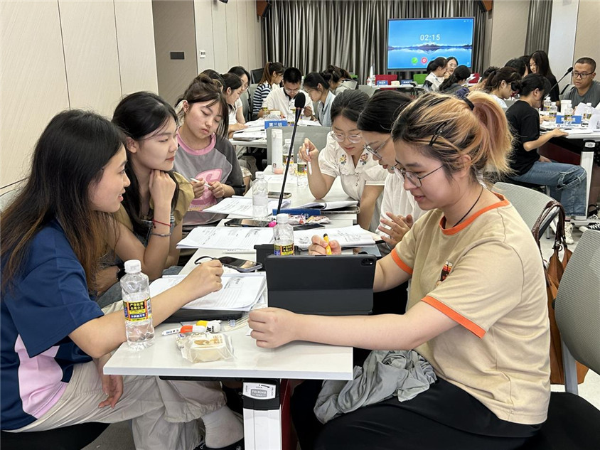 壹号娱乐外贸实训营第一期圆满举行